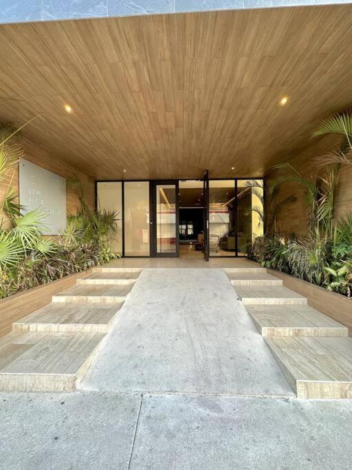 Appartement Ocean View Cozy W Gym, Rooftop, Jacuzzi 417 Musa *