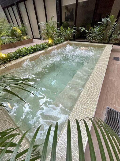 Ocean View Cozy W Gym, Rooftop, Jacuzzi 417 Musa