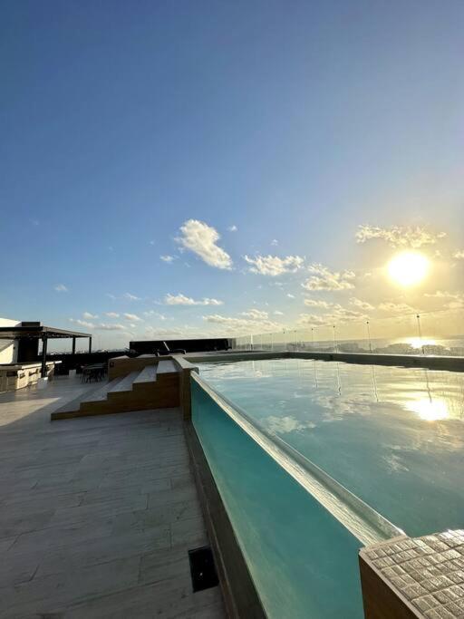Appartement Ocean View Cozy W Gym, Rooftop, Jacuzzi 417 Musa